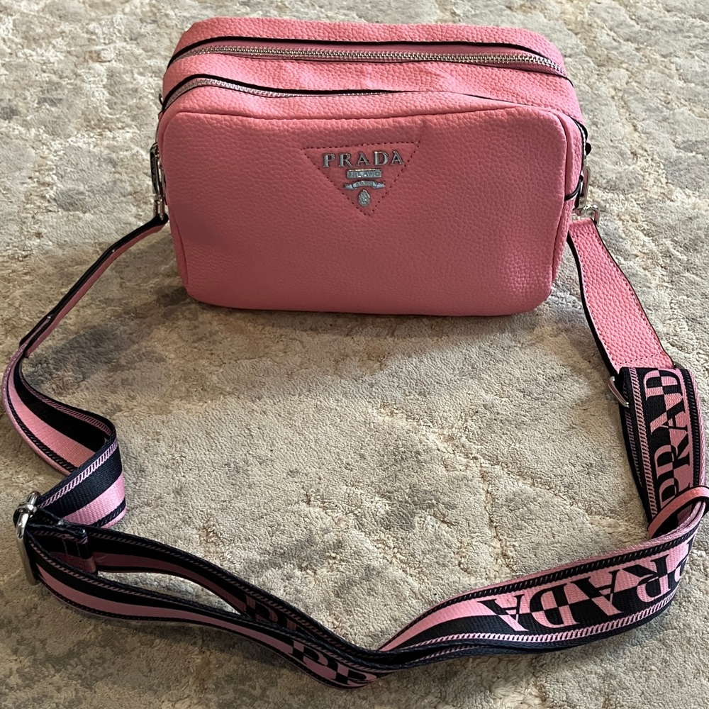 Pink Double-Zip Leather Crossbody bag